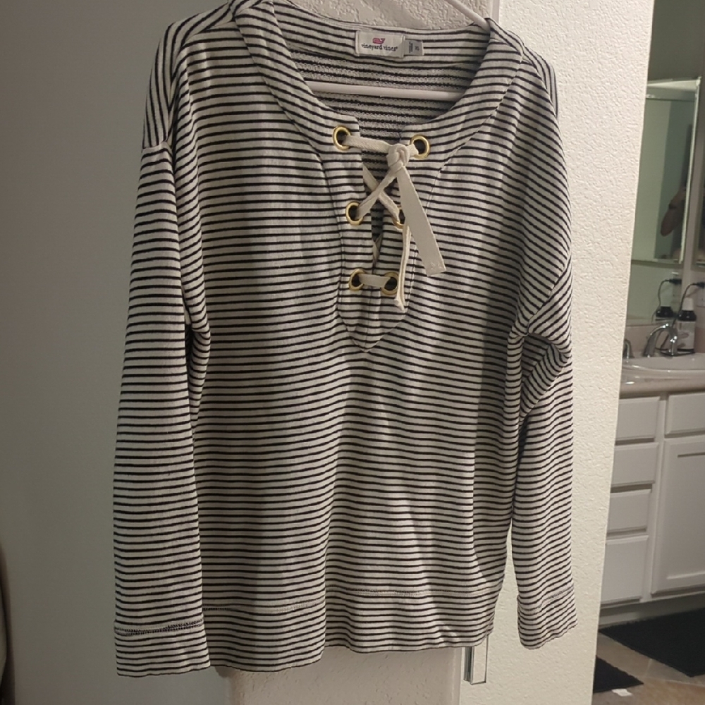 Vineyard Vines Black and White Lace-Up Top